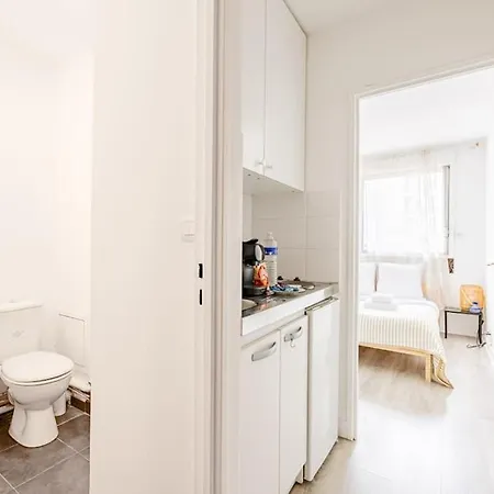 Renove 2 Pers Republique Bastille 11 Париж